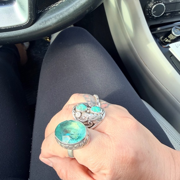 Stunning Silver ring - Picture 1 of 7